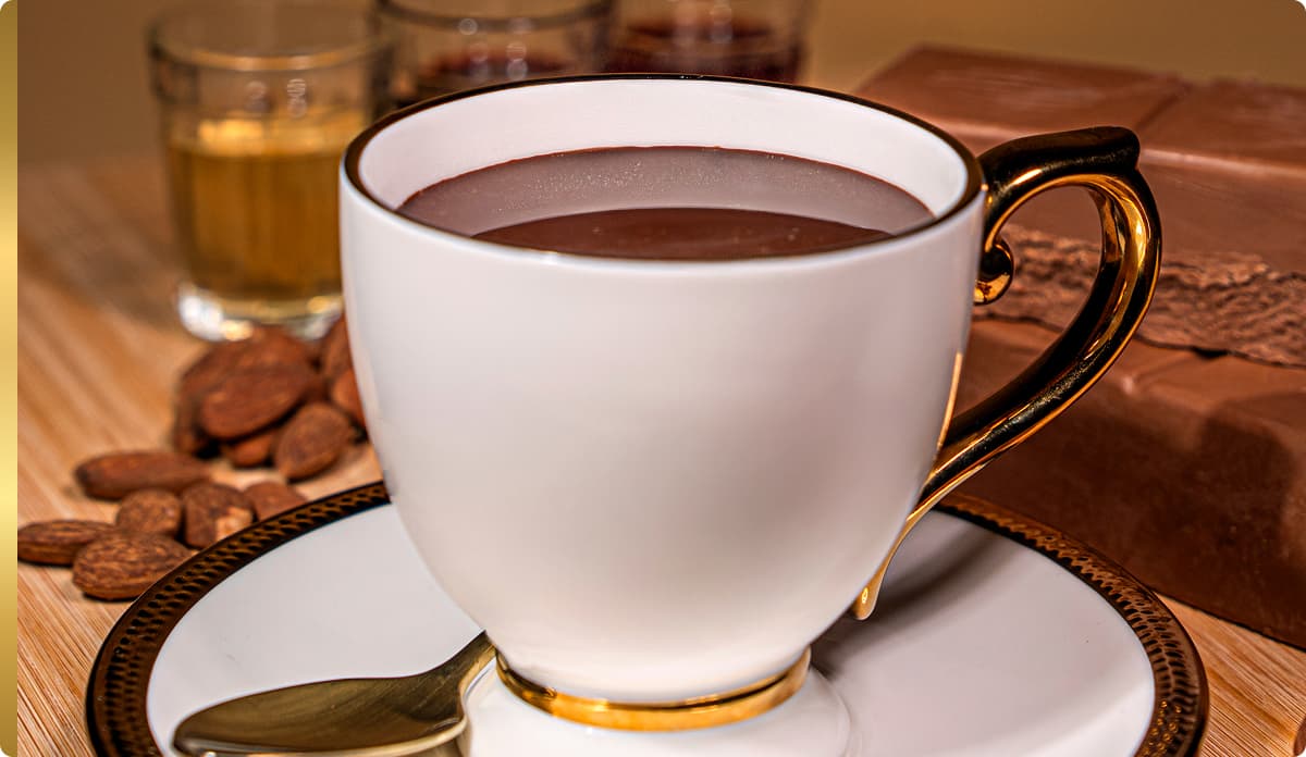 Xícara de chocolate quente